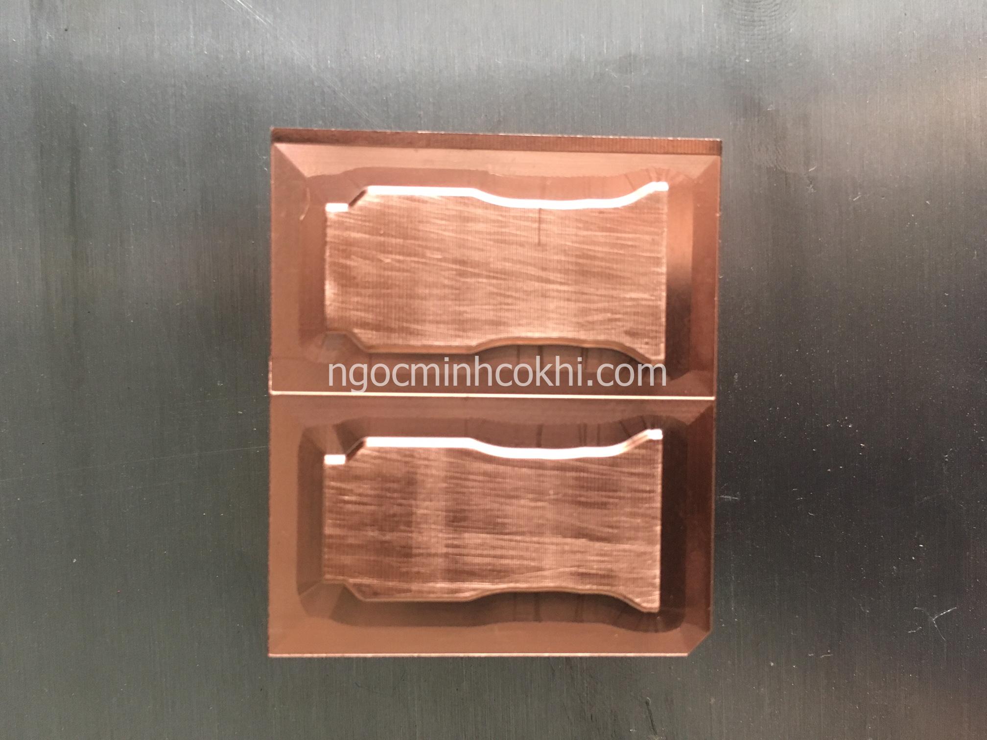 gia cong dien cuc dong